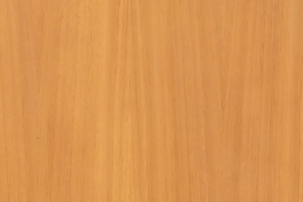 Küchenfrontmuster in Iroko Holzoptik für eine maßgefertigte Outdoor Küche von Deutschmann