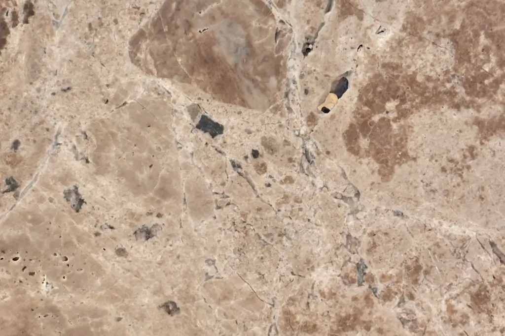 Natursteinmuster Ceppo Beige mit warmer Maserung für maßgefertigte Outdoorküchen von Deutschmann